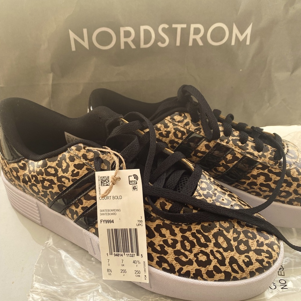 New! Adidas Court Bold 8.5 Women's Leopard